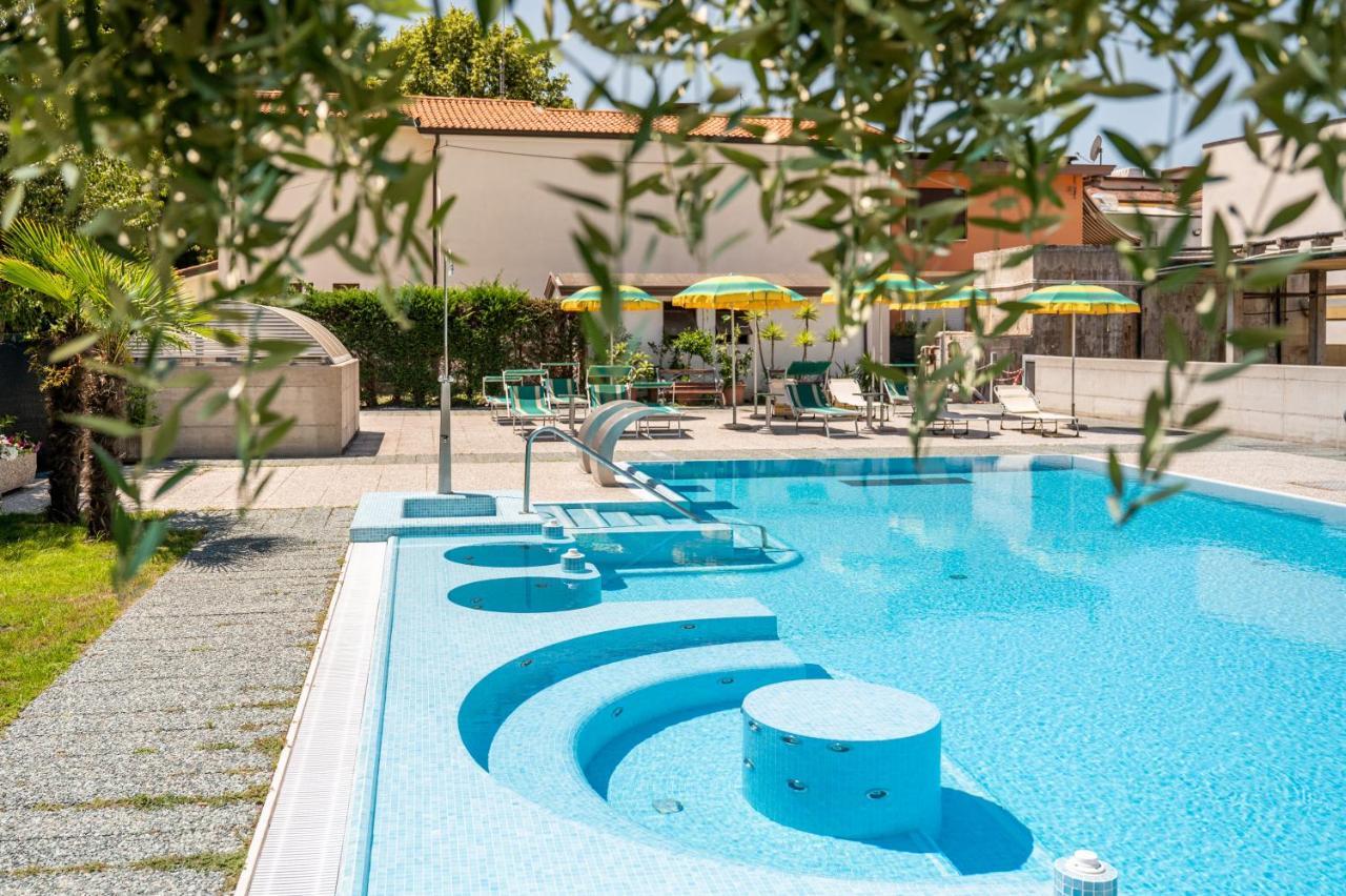 Hotel Terme Posta Padova Hotel Rc12 Abano Terme Exterior photo